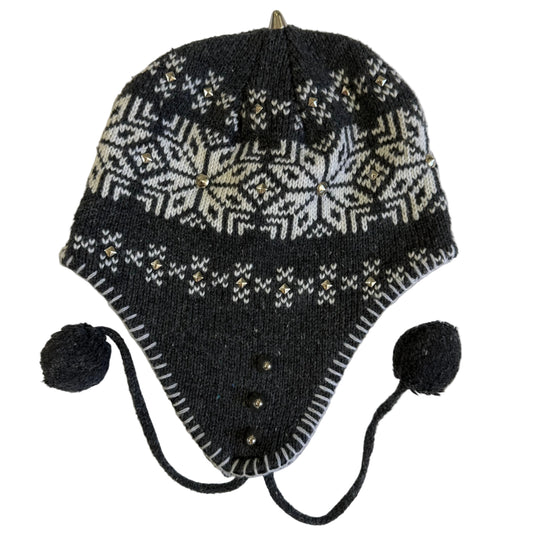 ‘peruvian’ riveted beanie